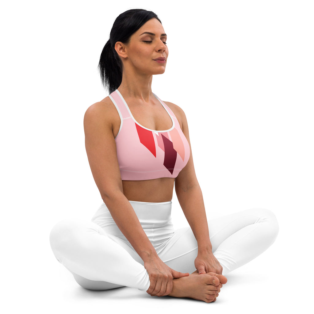Brassière de sport rembourrée rose à motifs rouge/noir et bords blancs, vue 3/4