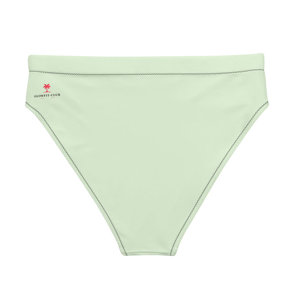 Bas de bikini vert clair échancré, logo Glowfit-Club discret.