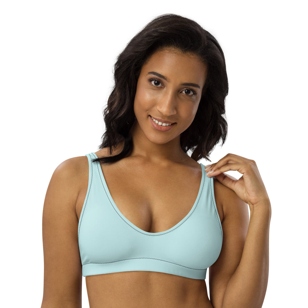Haut de bikini bleu clair à bretelles fines, coupe souple avec maintien.