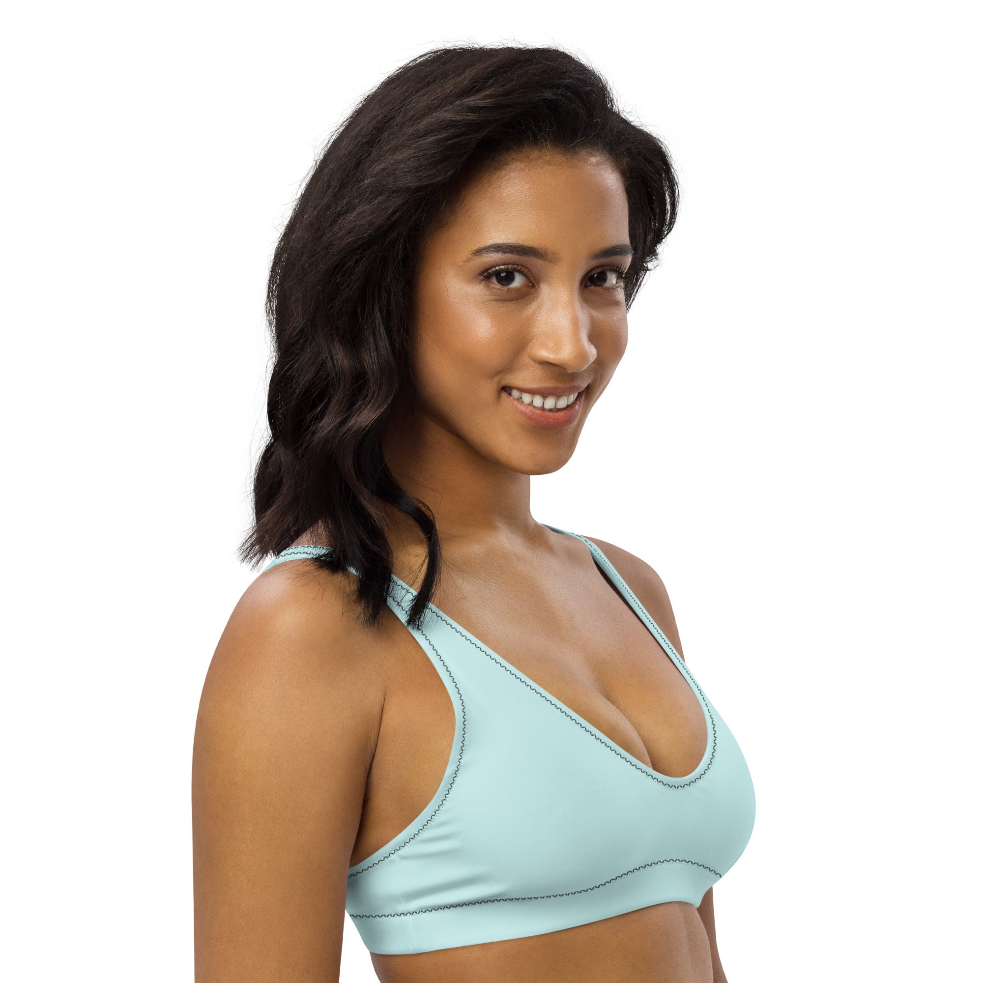 Haut de bikini bleu clair, encolure arrondie et bretelles croisées, coutures nettes.