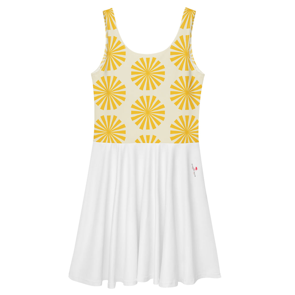 Robe de tennis blanche avec motifs soleil jaunes, jupe évasée et petit logo discret