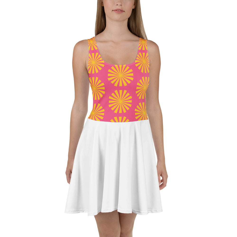 Robe de tennis sans manches motif fleuri rose et jaune, jupe blanche évasée