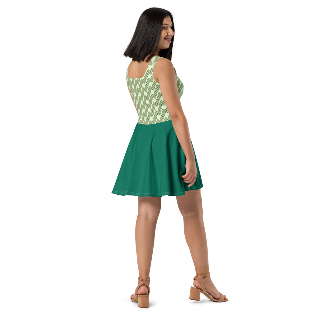 Robe de tennis ICONIC vue de profil, haut sans manches vert clair à motifs, jupe verte
