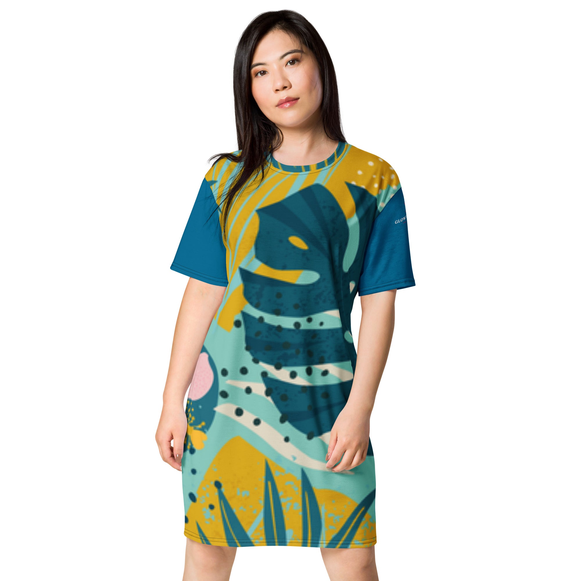 Robe T-shirt verte à motif graphique jaune, coupe droite, encolure ronde, manches courtes