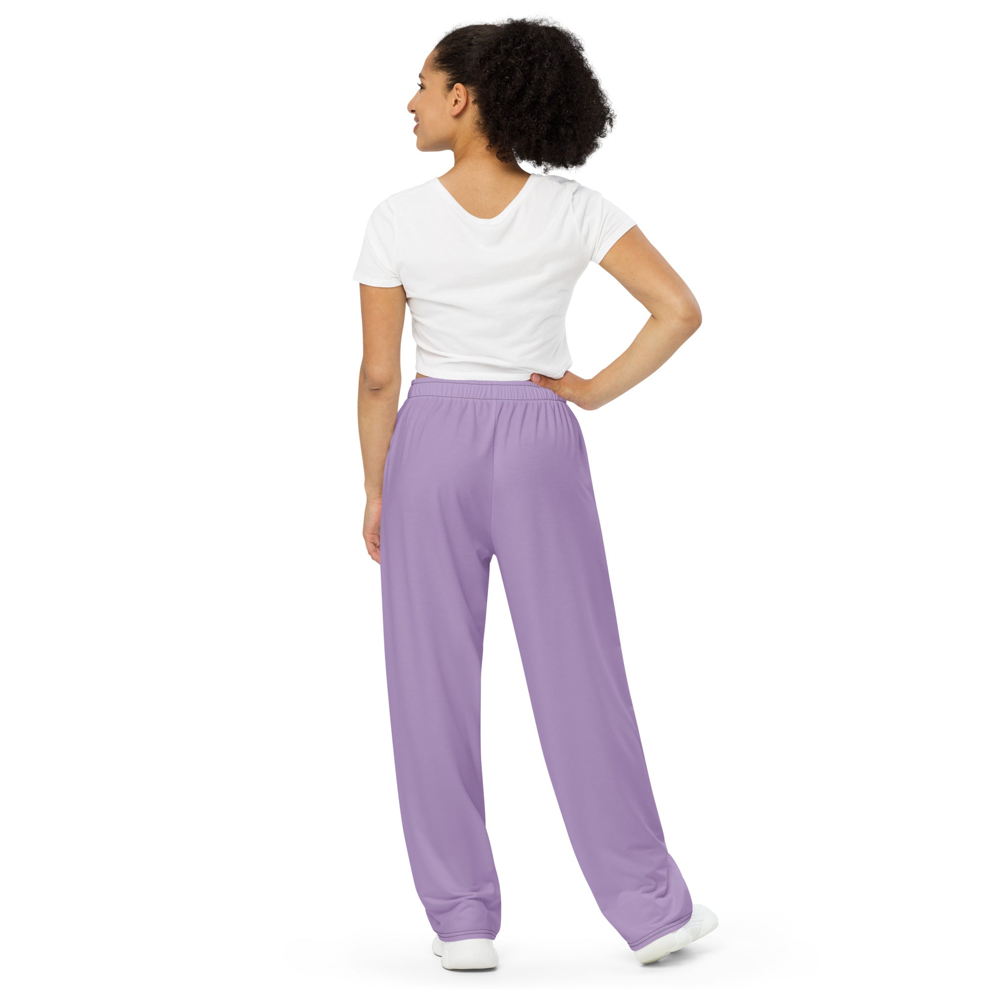 Pantalon large lilas à taille élastique, vue de dos, jambe ample et fluide.