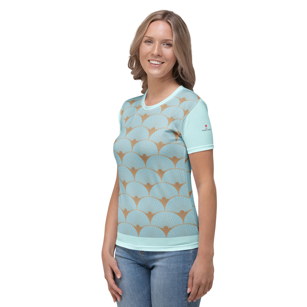 T-shirt bleu clair à motif éventails Art déco, manches courtes et col rond.